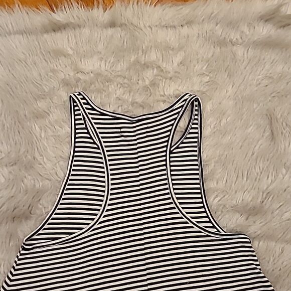 Abercrombie and fitch womens white and black stripped flowy cotton tank top - Picture 5 of 5